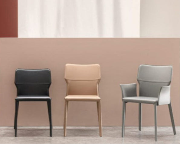 Maryl Saddle Chair
