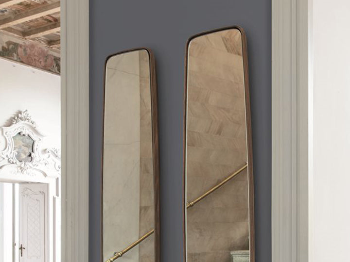 Botero 2 Mirror