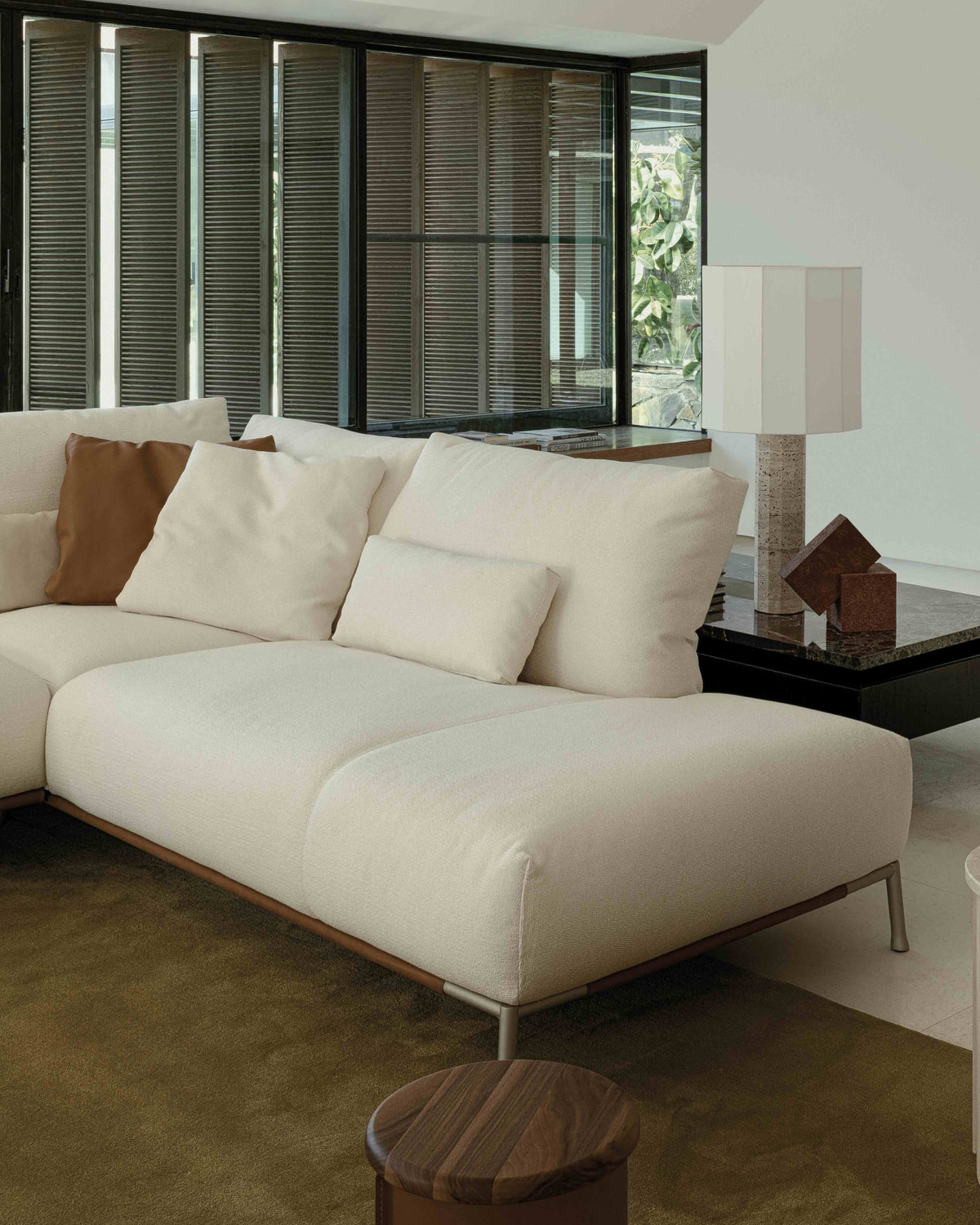 Chapeau Sectional Sofa, Cm. W 391