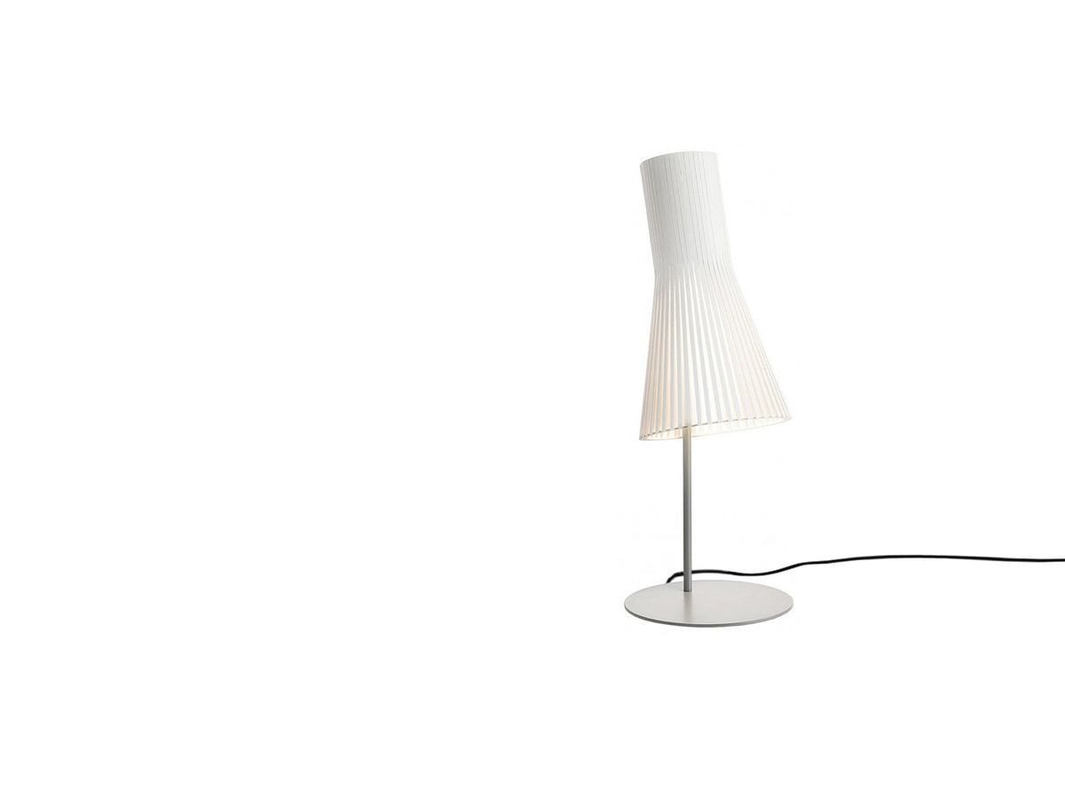 Secto 4220 Table