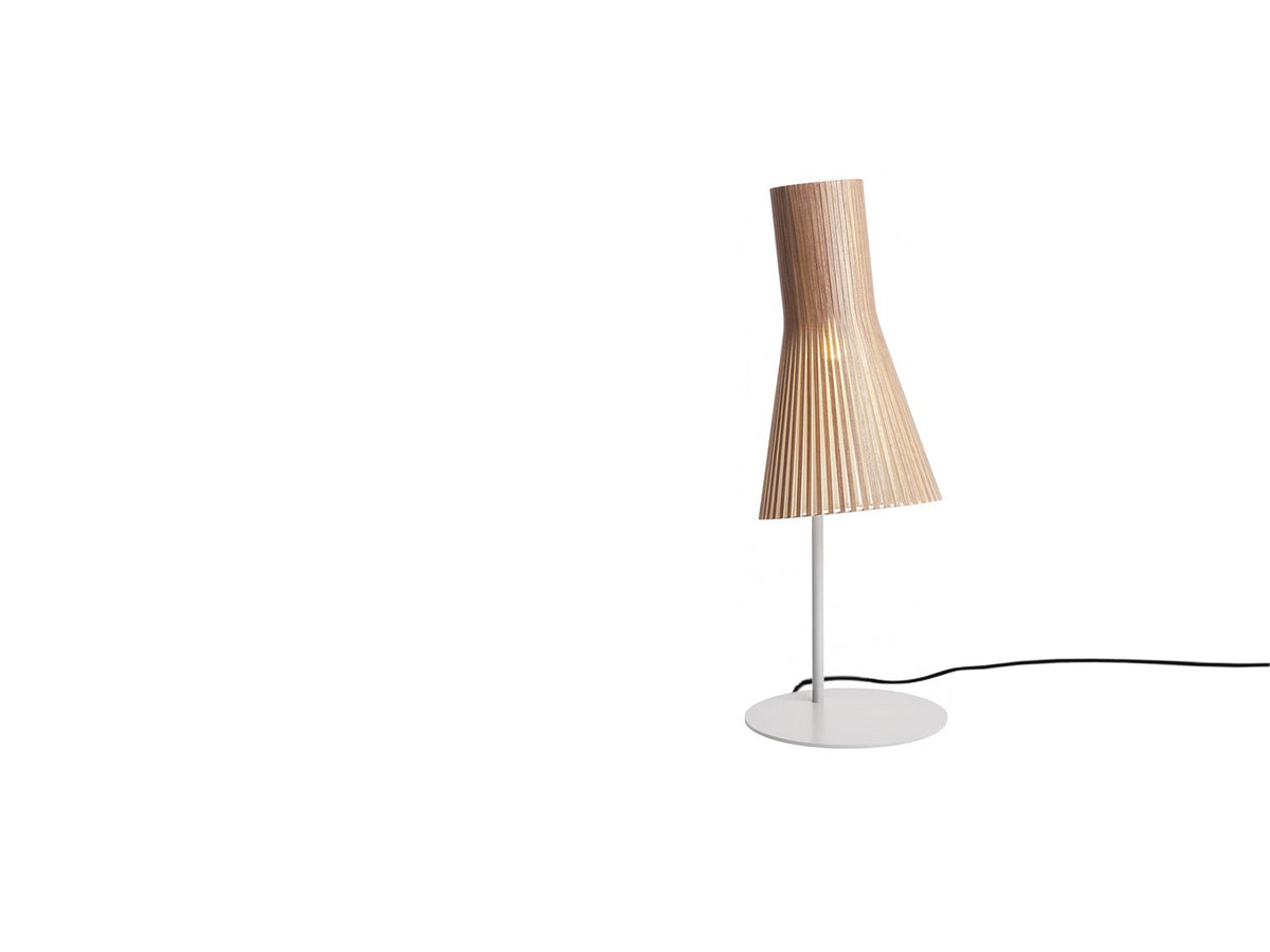 Secto 4220 Table