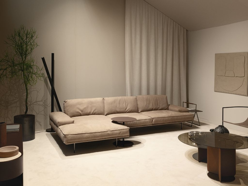 Vogue Cuoio Modular Long-Chaise Sofa